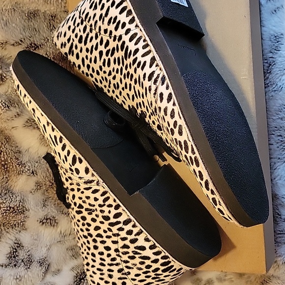 CLARKS DESERT BOOTS final markdown - Picture 2 of 4